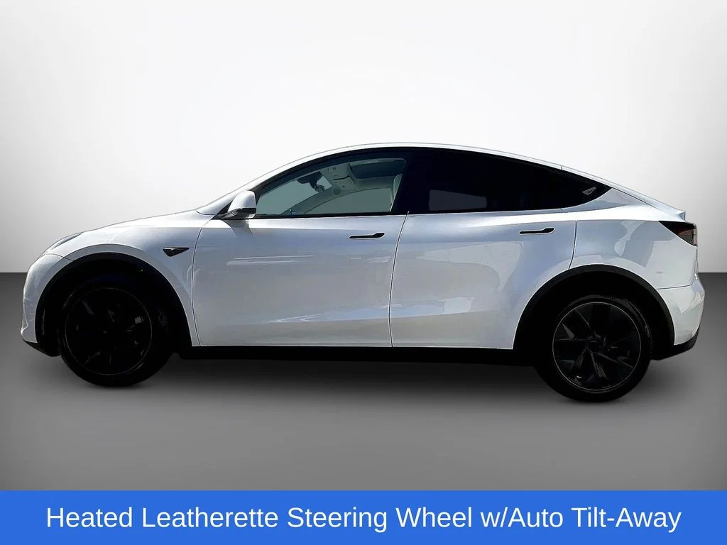 Used 2024 White Tesla Long Range image 4