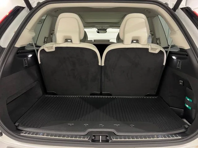 New 2026 Crystal White Volvo Ultra image 23