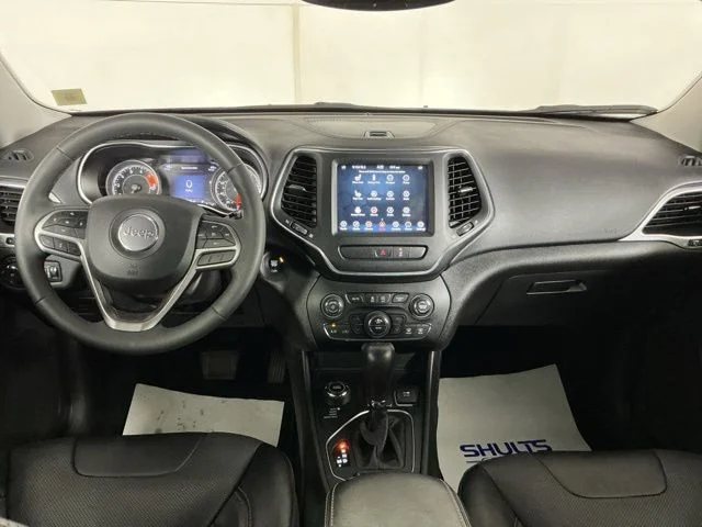 Certified Used 2022 Blue Jeep Latitude Lux image 16
