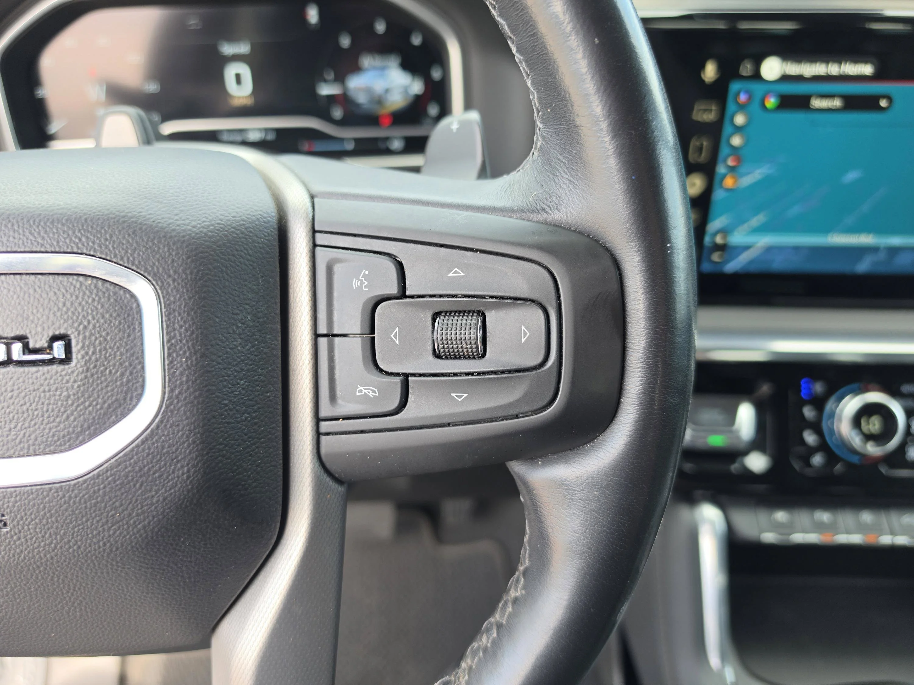 Used 2024 Sterling Metallic GMC Denali image 34