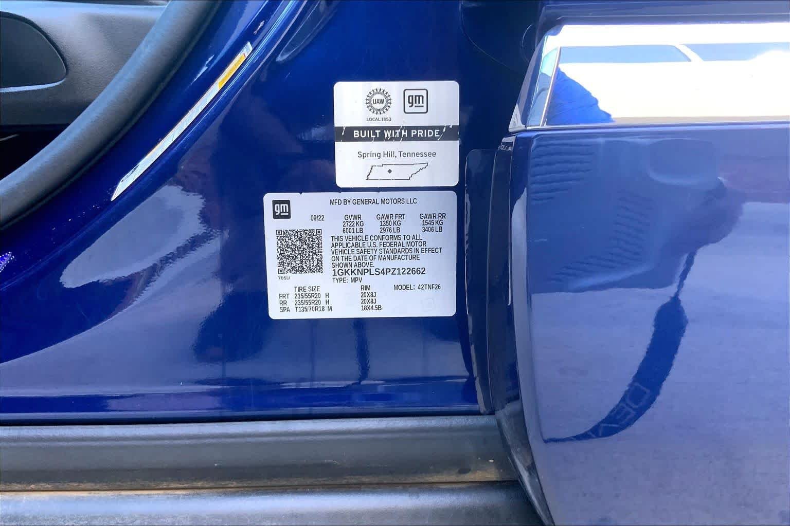 Used 2023 Ultra Blue Metallic GMC Denali image 34