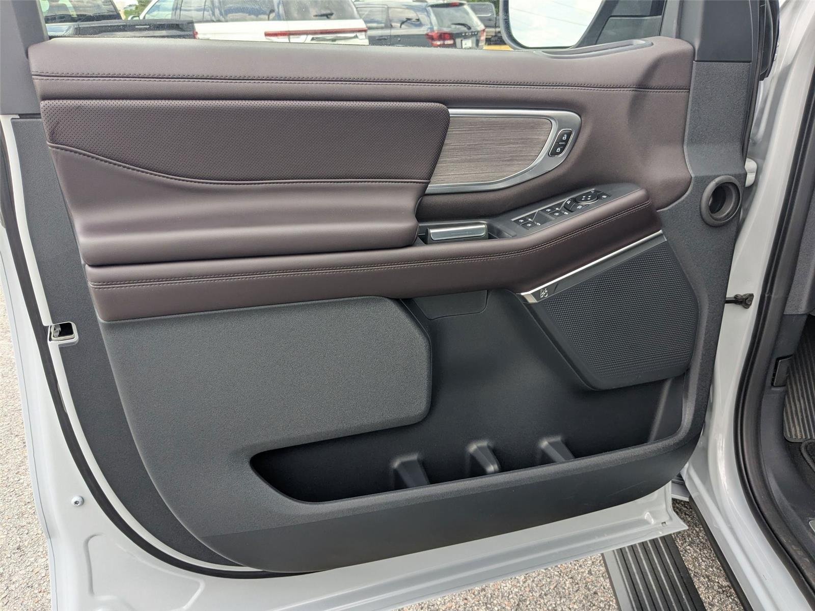 New 2026 Space Silver Metallic Ford Platinum® image 11