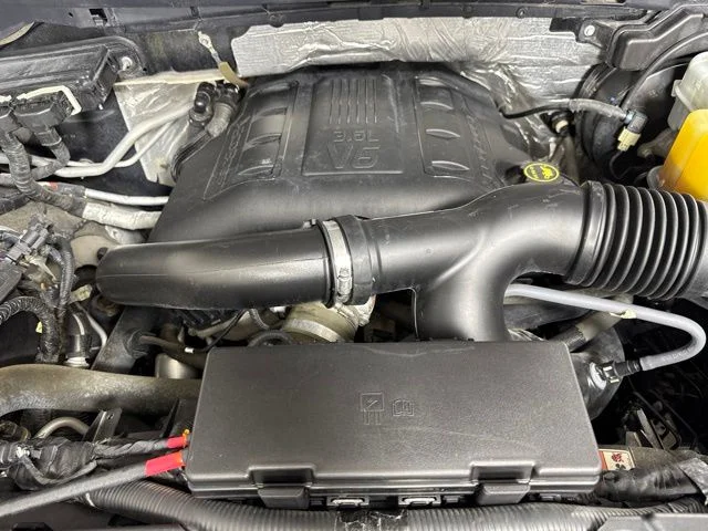 Used 2014 Blue Ford Lariat image 9