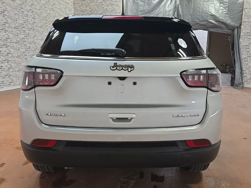 Used 2025 Silver Jeep Limited image 5