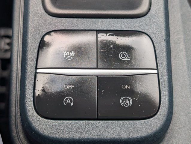 Used 2022 Silver Ford XL image 18