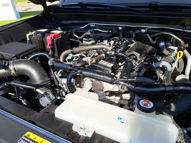 Used 2025  Toyota SR5 image 31