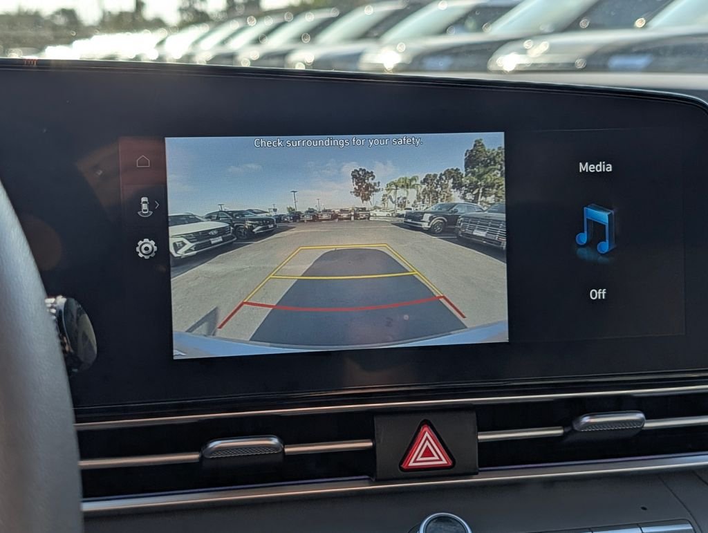 2024 Hyundai Elantra SEL - Photo 21