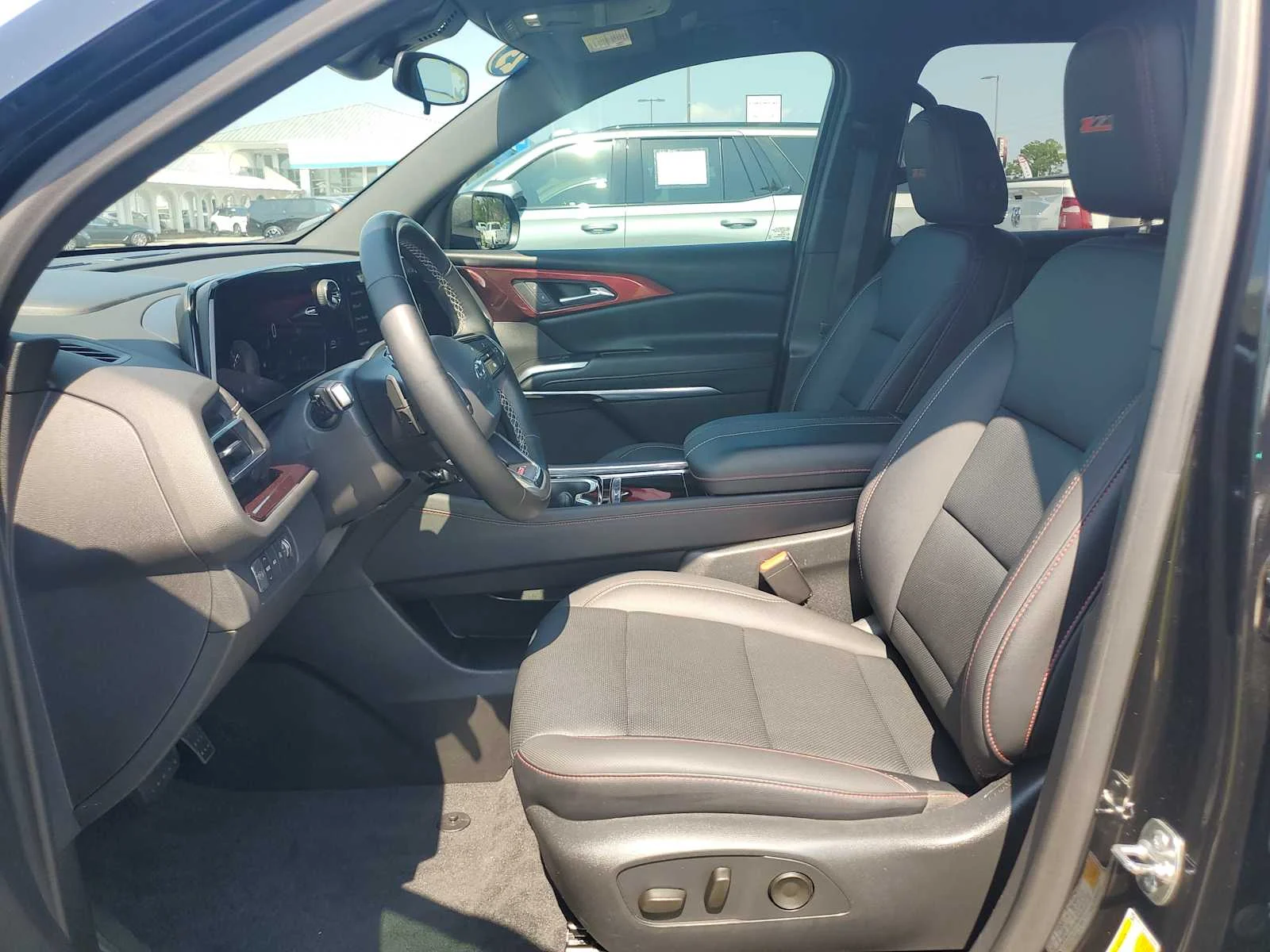 Used 2025 Mosaic Black Metallic Chevrolet Z71 image 22