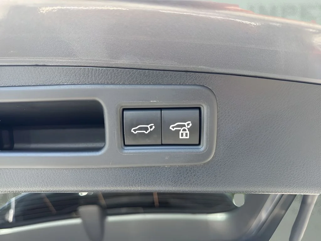 Used 2023 Gray Lexus 350 F Sport Handling image 28