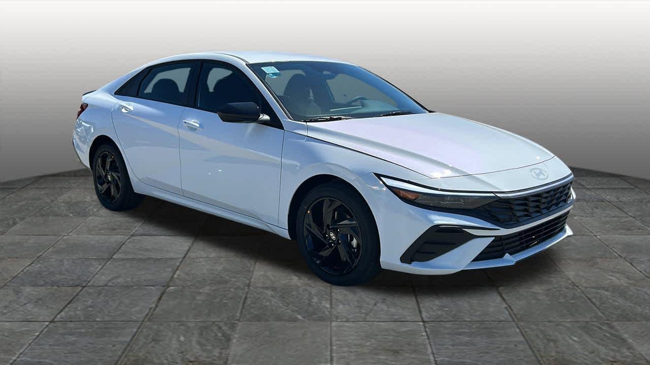 New 2026 Serenity White Hyundai SEL Sport image 3