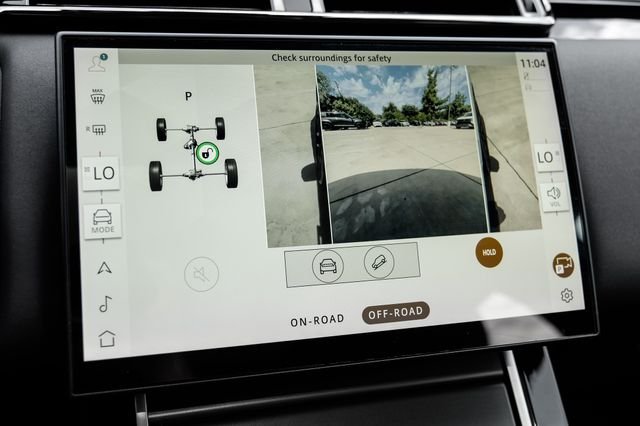 New 2026 Fuji White Land Rover S image 28