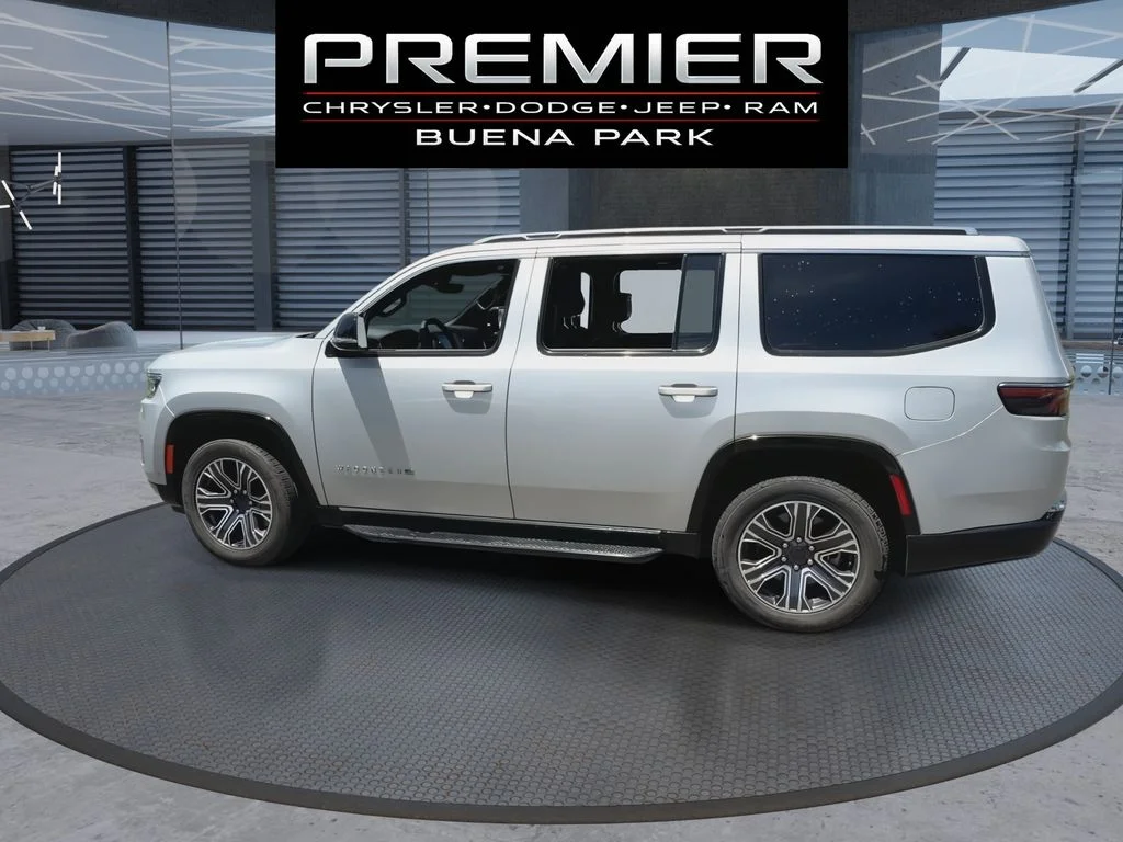 Used 2024 Silver Jeep Series II image 5