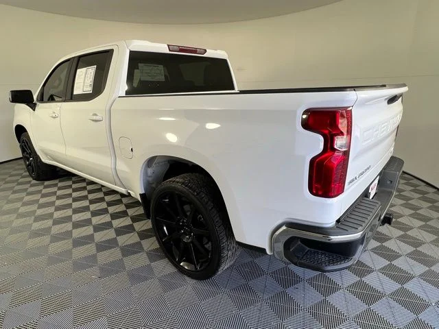 Used 2024 White Chevrolet LT image 5