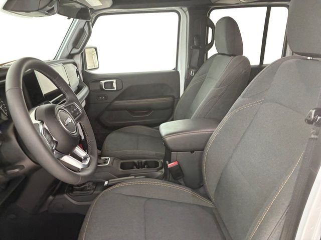 Used 2025 White Jeep Sahara 4xe image 12