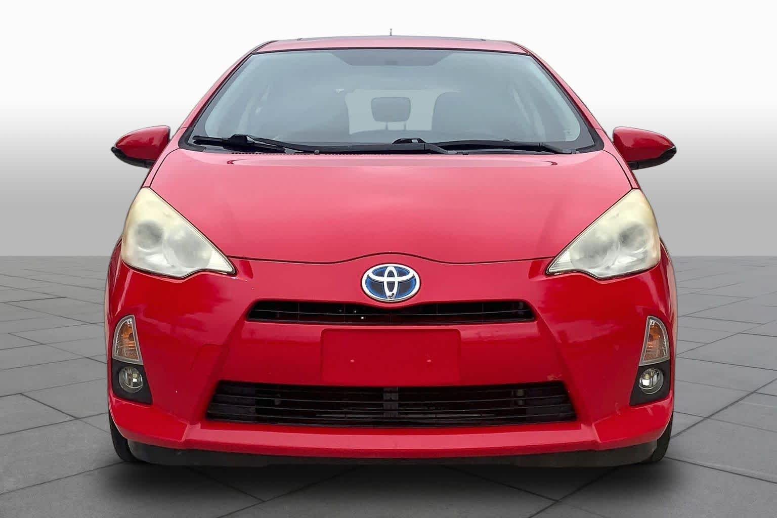 Used 2013 Absolutely Red Toyota Three image 3