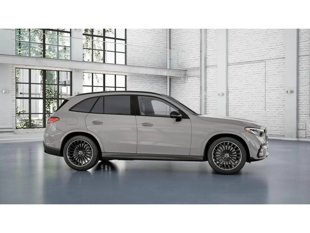 New 2027 White Mercedes-Benz GLC 300 image 15