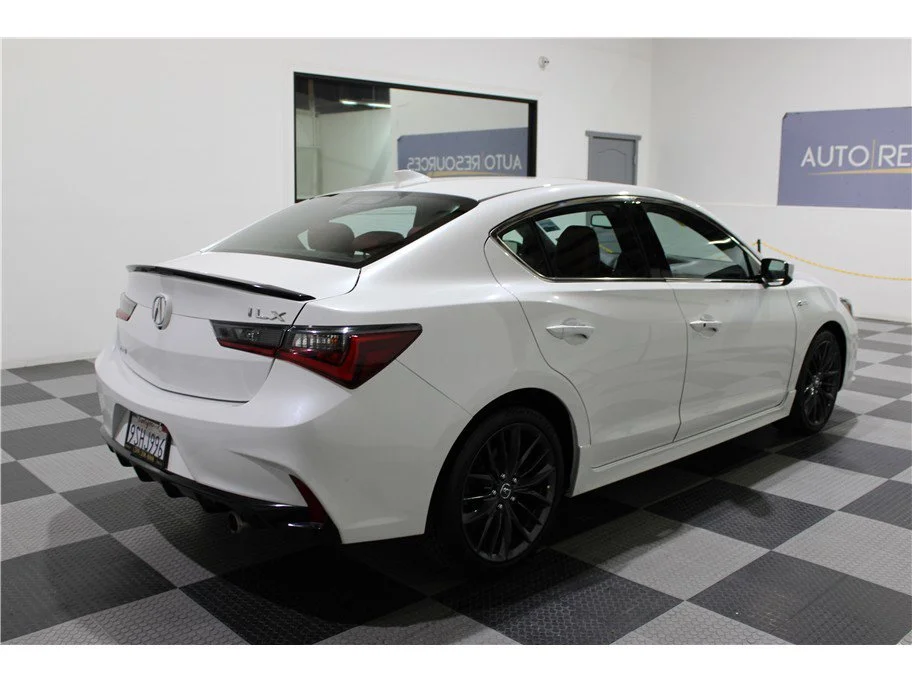 Used 2019 White Acura Premium & A-SPEC Pkgs Sedan 4D image 4