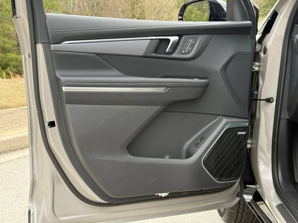 2026 Buick Enclave Sport Touring - Photo 18