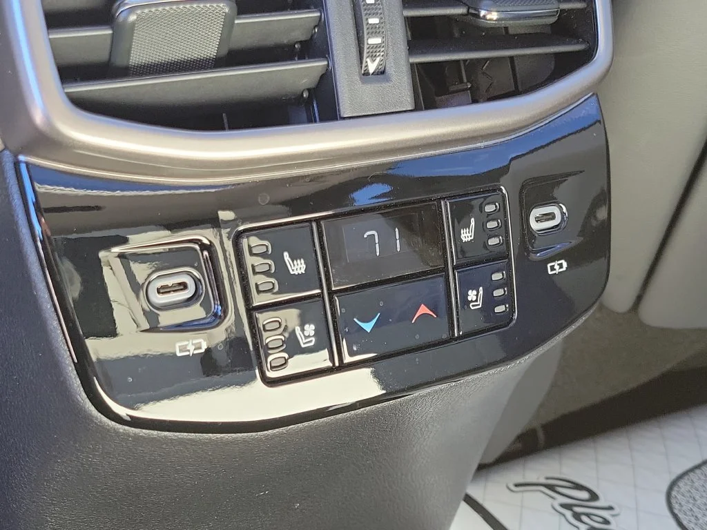 Used 2025 Red Lexus 350 Luxury image 15