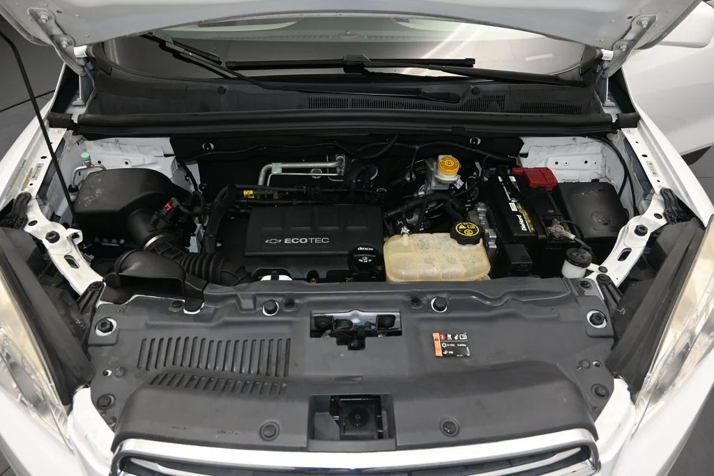 Used 2016 Summit White Chevrolet LTZ image 16