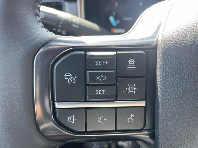 New 2026 Star White Metallic Tri-Coat Ford Platinum® image 20