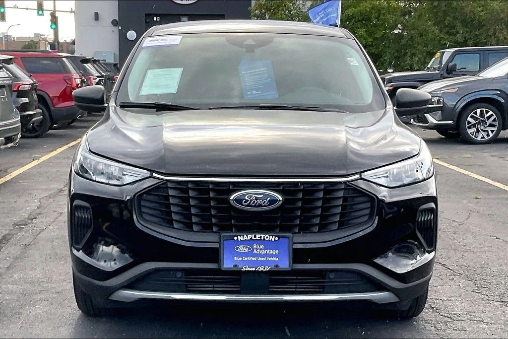 Used 2023 Black Ford Active image 2