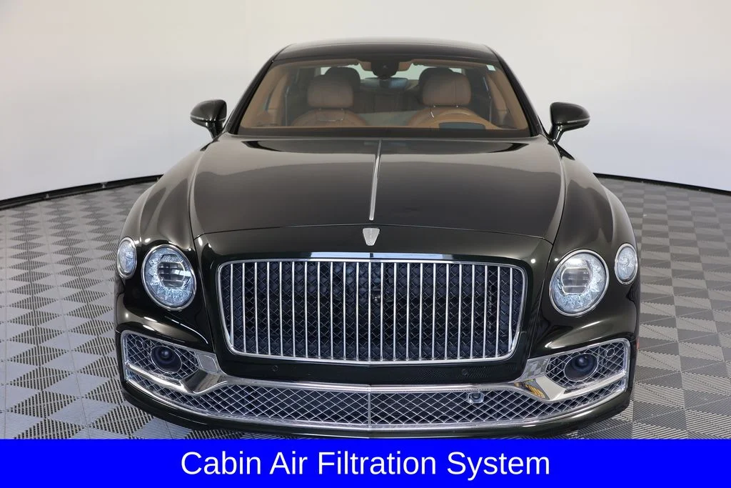 Used 2021 Midnight Emerald Bentley W12 image 6
