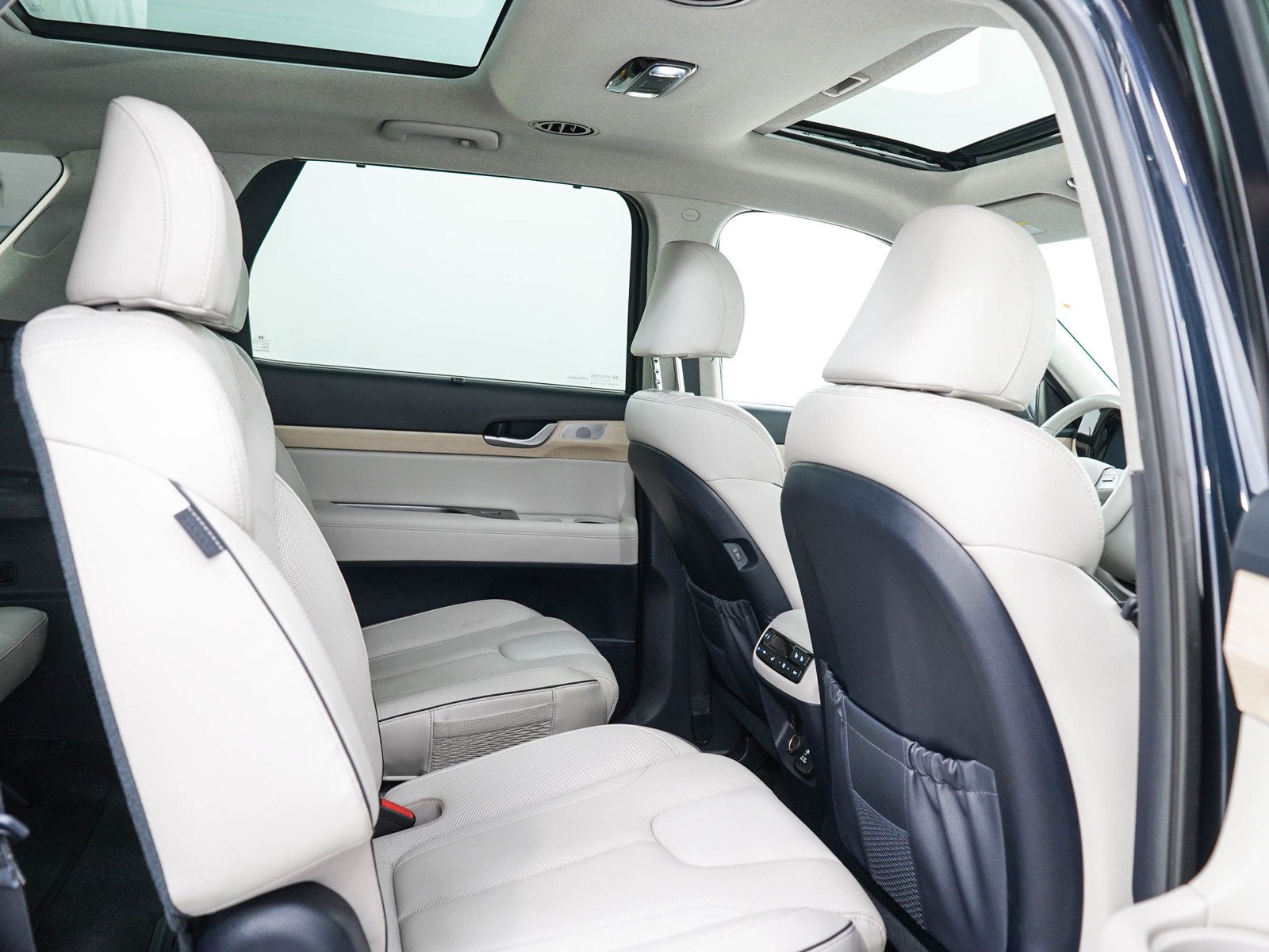2024 Hyundai Palisade Limited - Photo 15