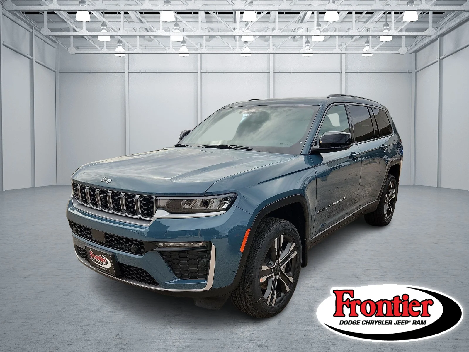 New 2027 Steel Blue Paint Jeep L LIMITED 4X4 image 1