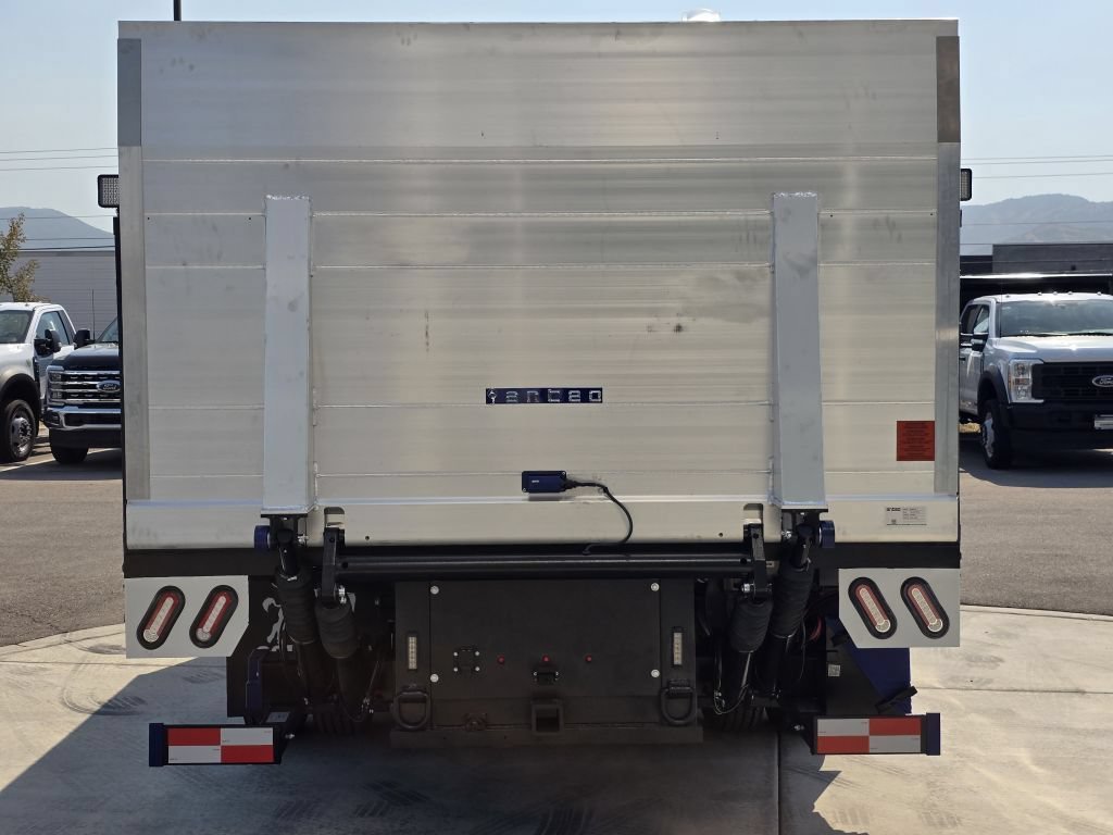 New 2024 Oxford White Ford XL image 20