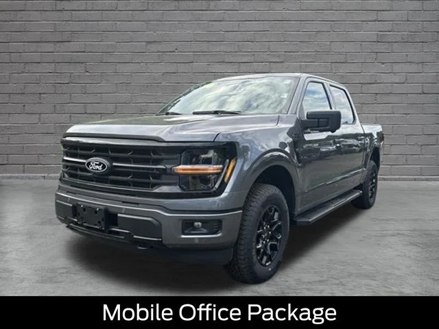 New 2026 Carbonized Gray Metallic Ford XLT image 3