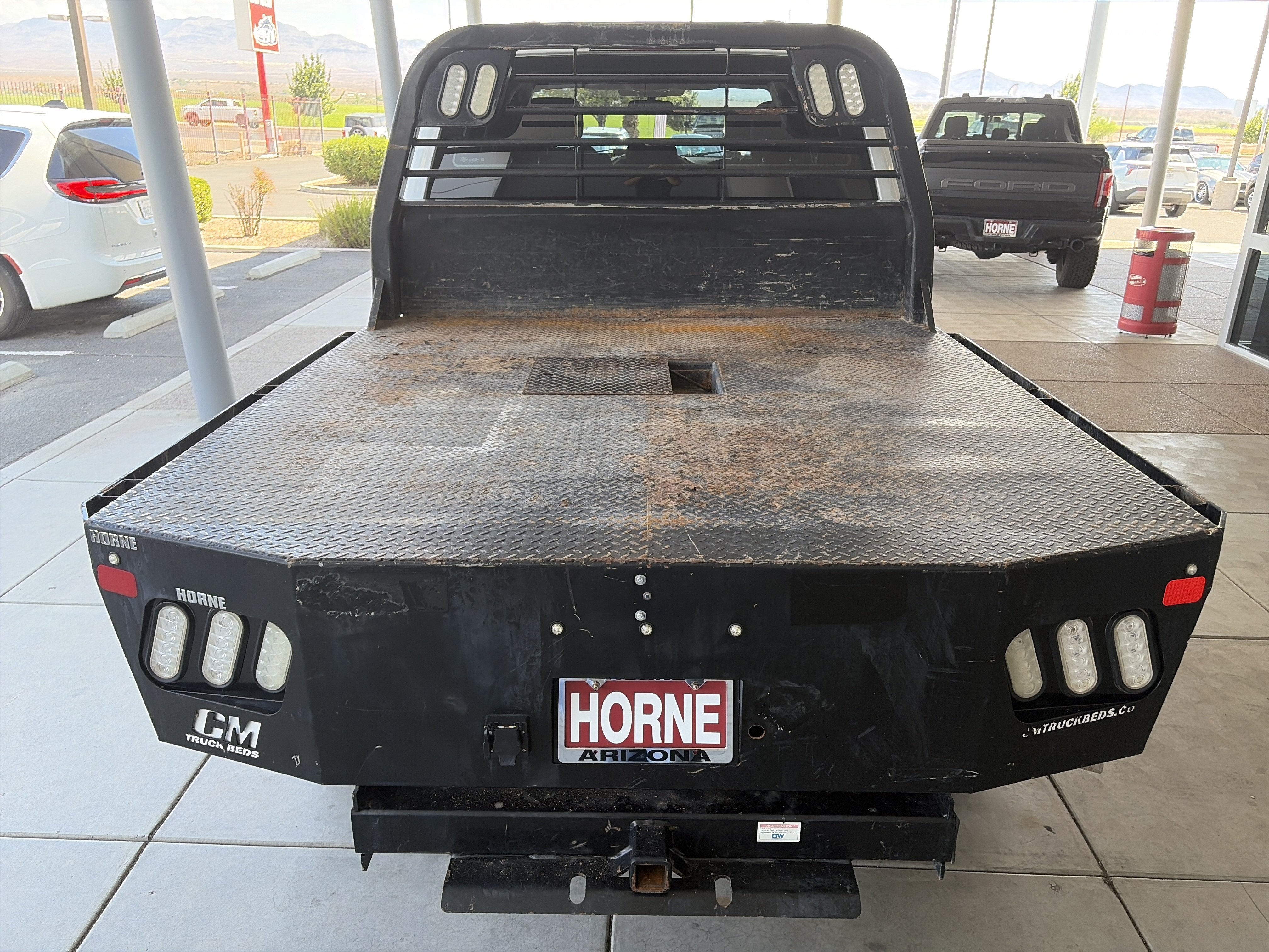 Used 2020 White Ford XL image 6