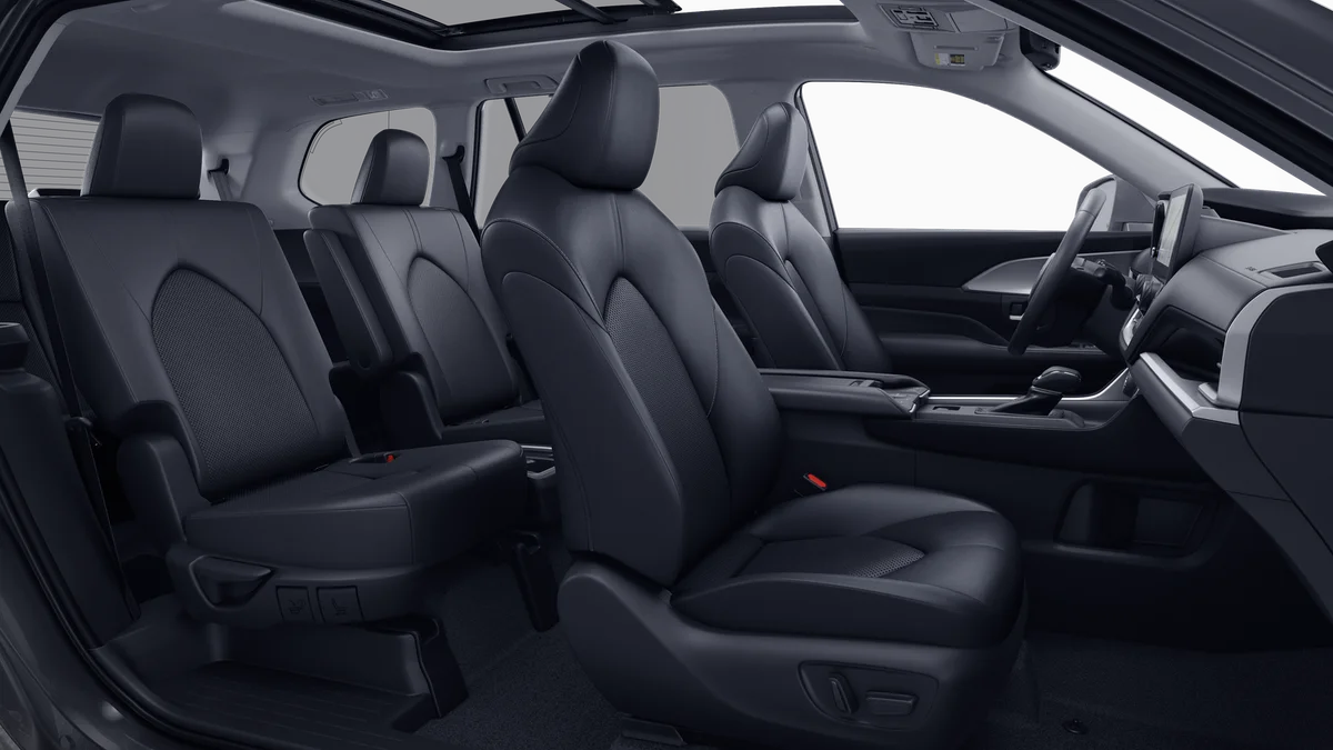 New 2026 Wind Chill Pearl Toyota XLE image 20