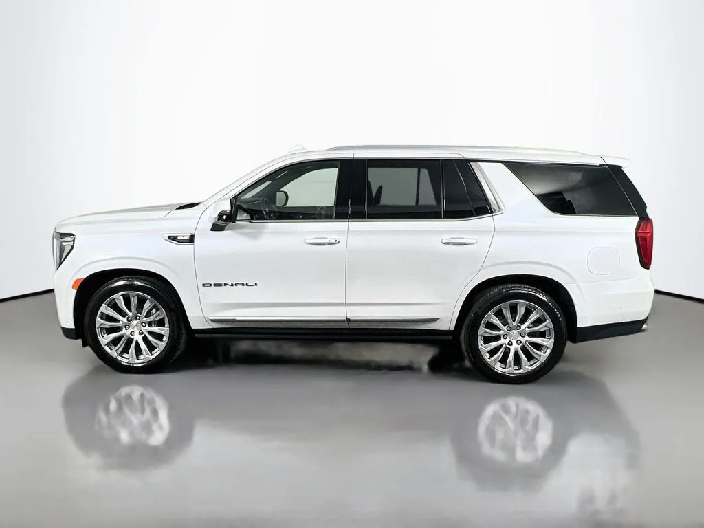 Used 2023 White GMC Denali image 4