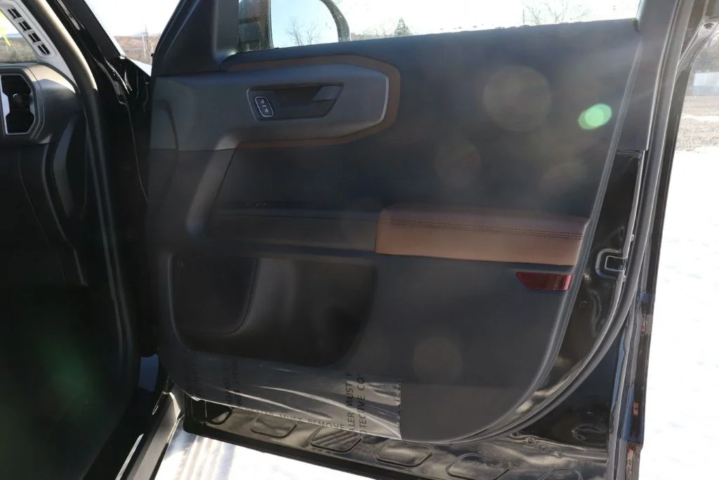 New 2025 Shadow Black Ford Outer Banks® image 41