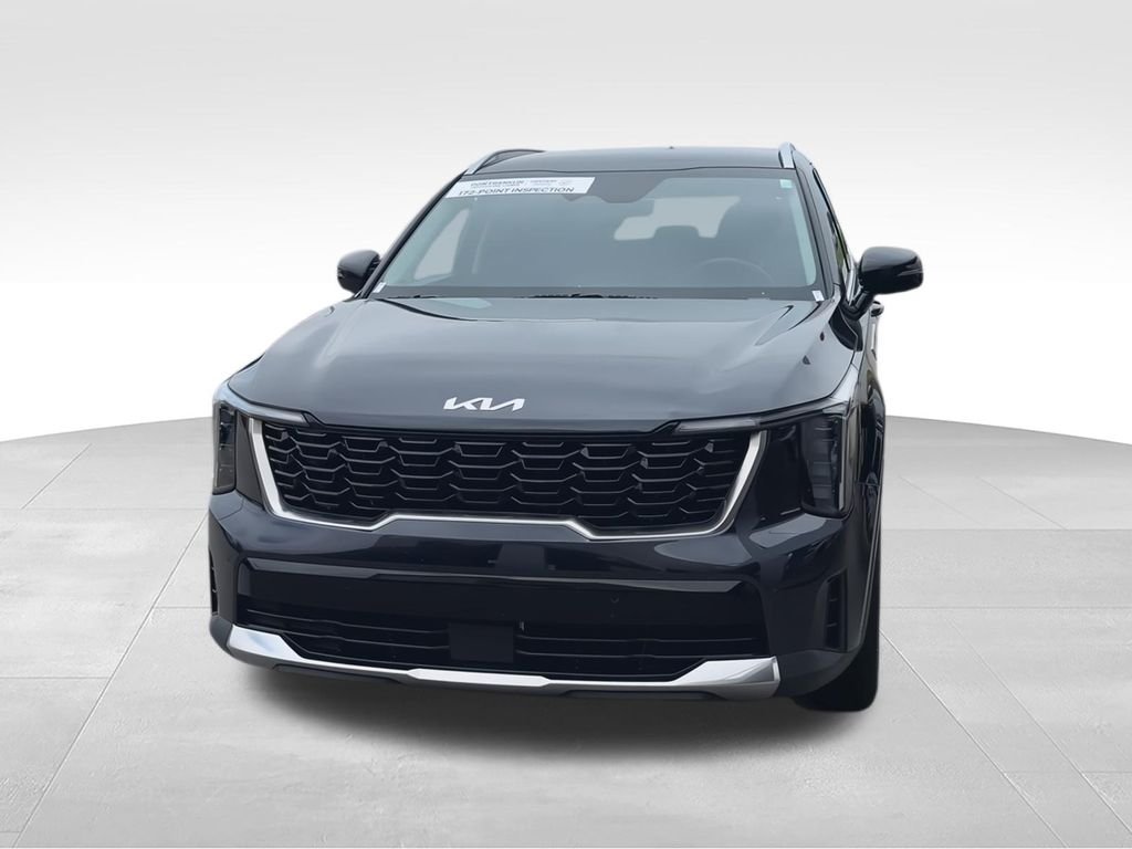 Used 2025 Gray Kia S image 3