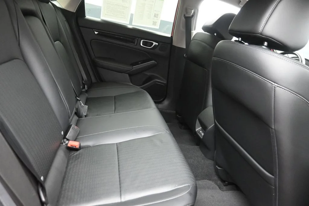 Used 2024 Red Honda Touring image 10