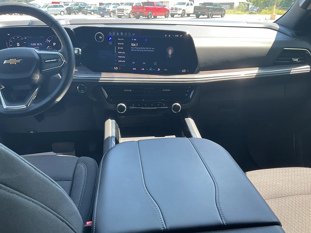 Used 2025 Black Chevrolet LS image 12