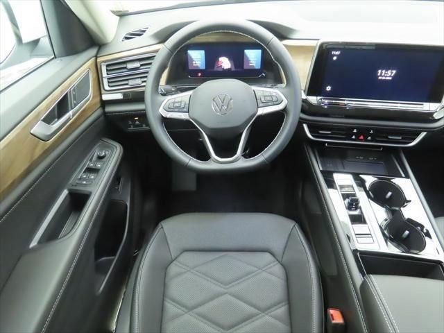 2026 Volkswagen Atlas SE w/Tech - Photo 10