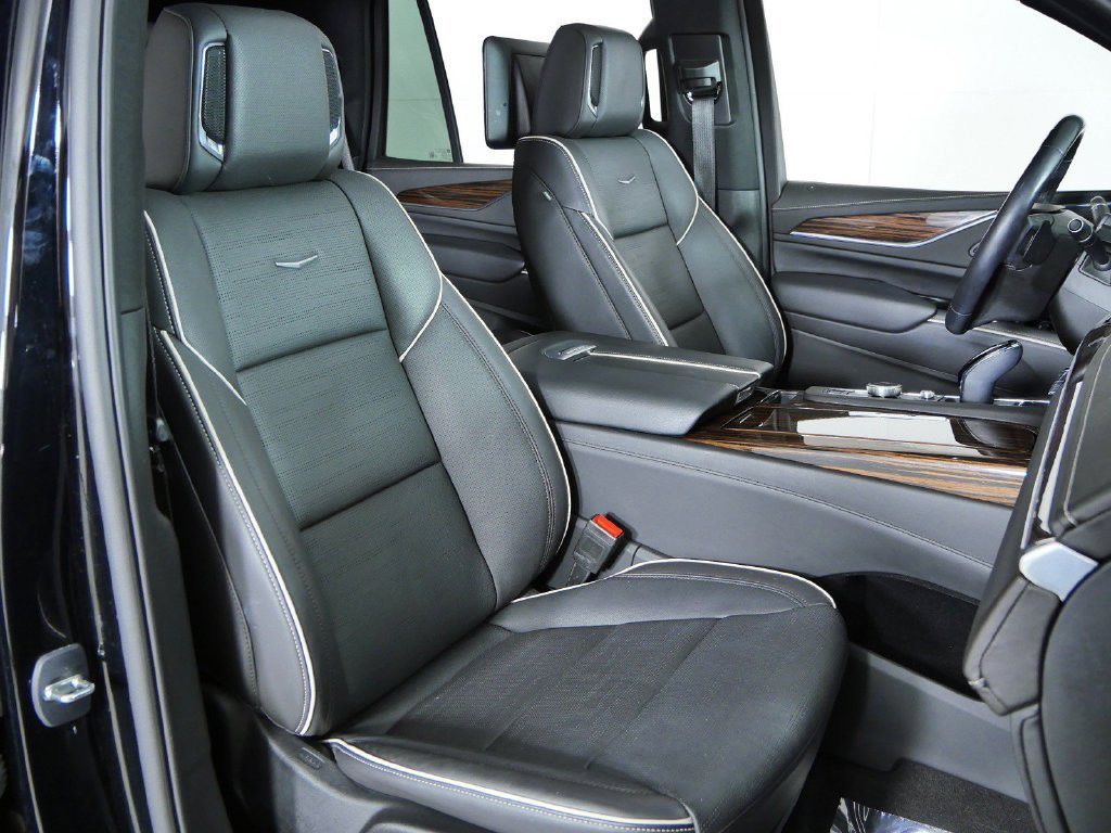 Used 2023 Black Cadillac Premium Luxury image 22