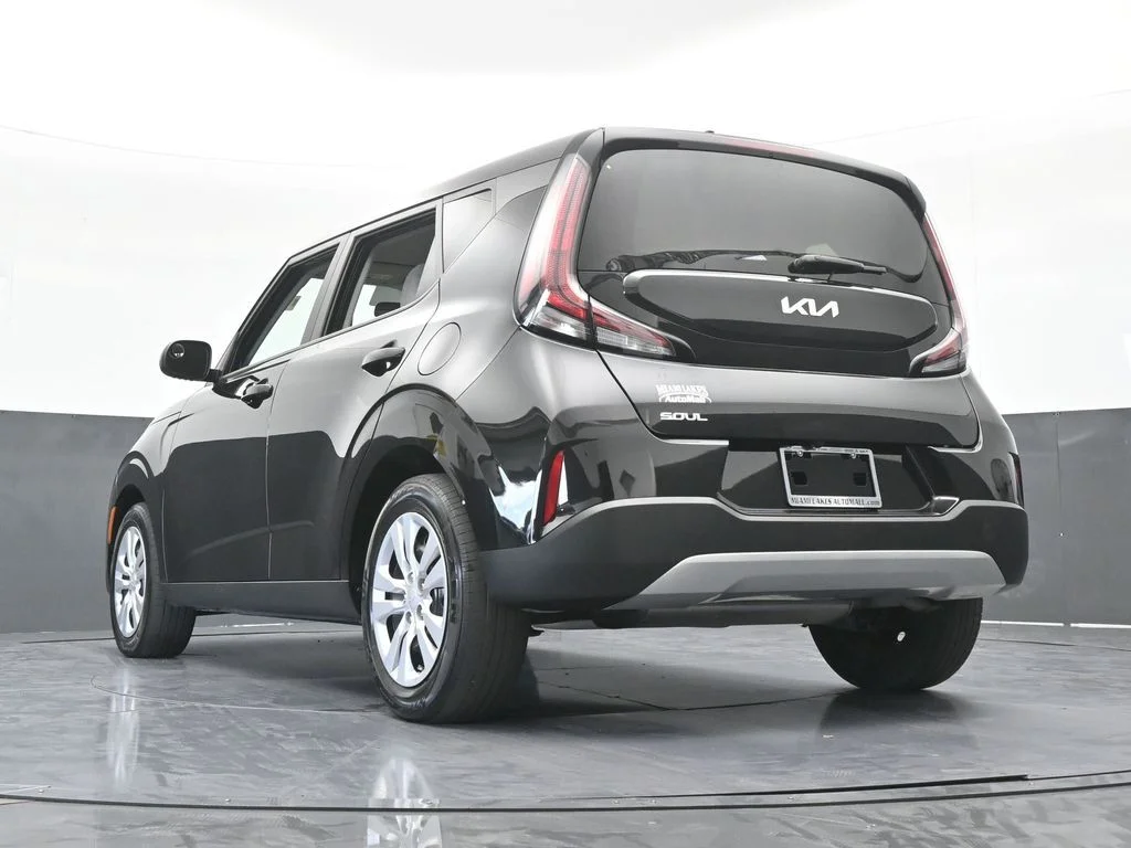 Used 2023 Fusion Black Kia LX image 45