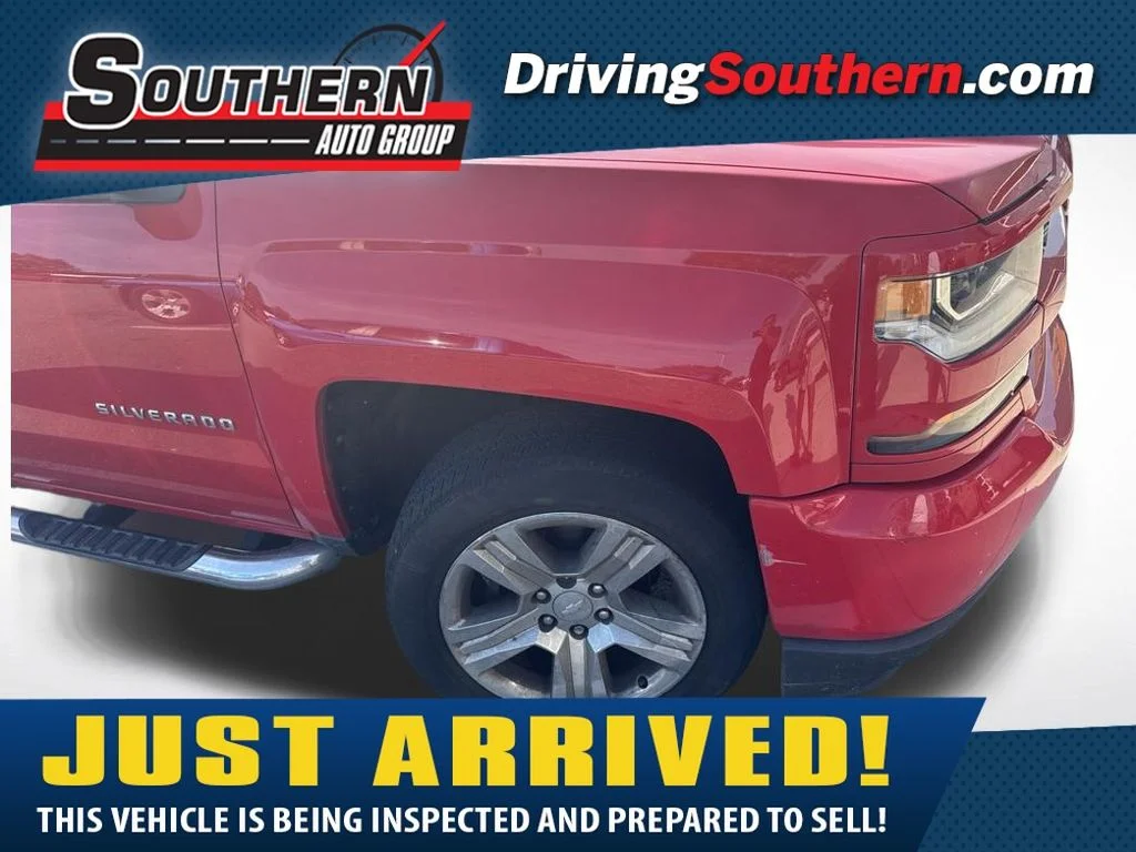Used 2016 Red Chevrolet Custom image 1