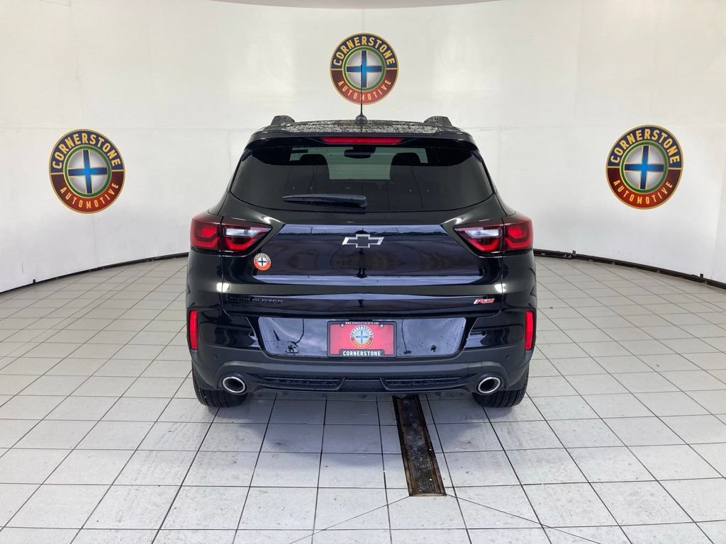 New 2026 Mosaic Black Metallic Chevrolet RS image 20