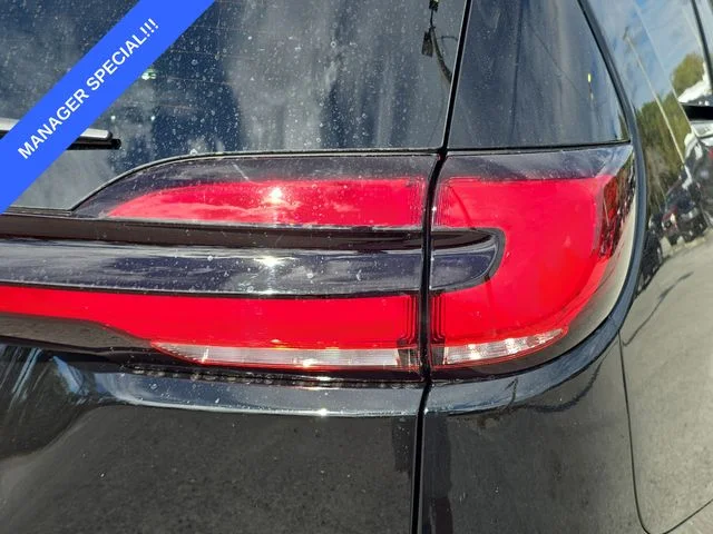 2026 Chrysler Pacifica Limited - Photo 8