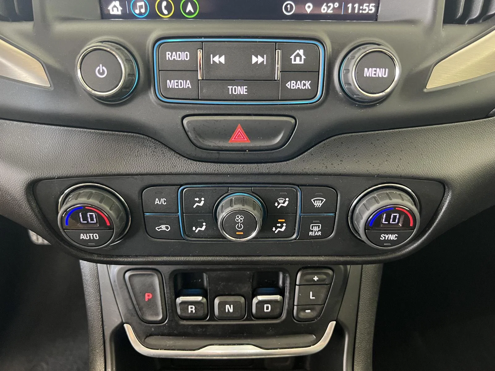 Used 2018 RED QUARTZ TINTCOAT GMC Denali image 19