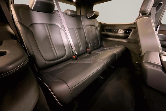 Used 2022 Black Jeep Series II image 21
