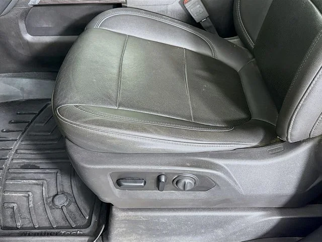 2021 Chevrolet Silverado 1500 LTZ - Photo 18