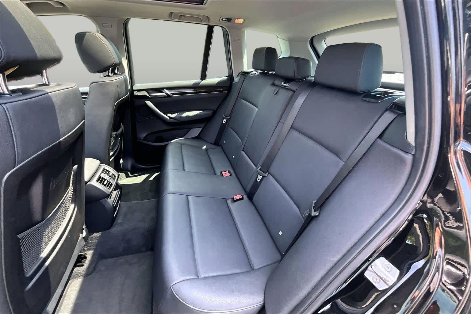 Used 2017 Jet Black BMW sDrive28i image 20