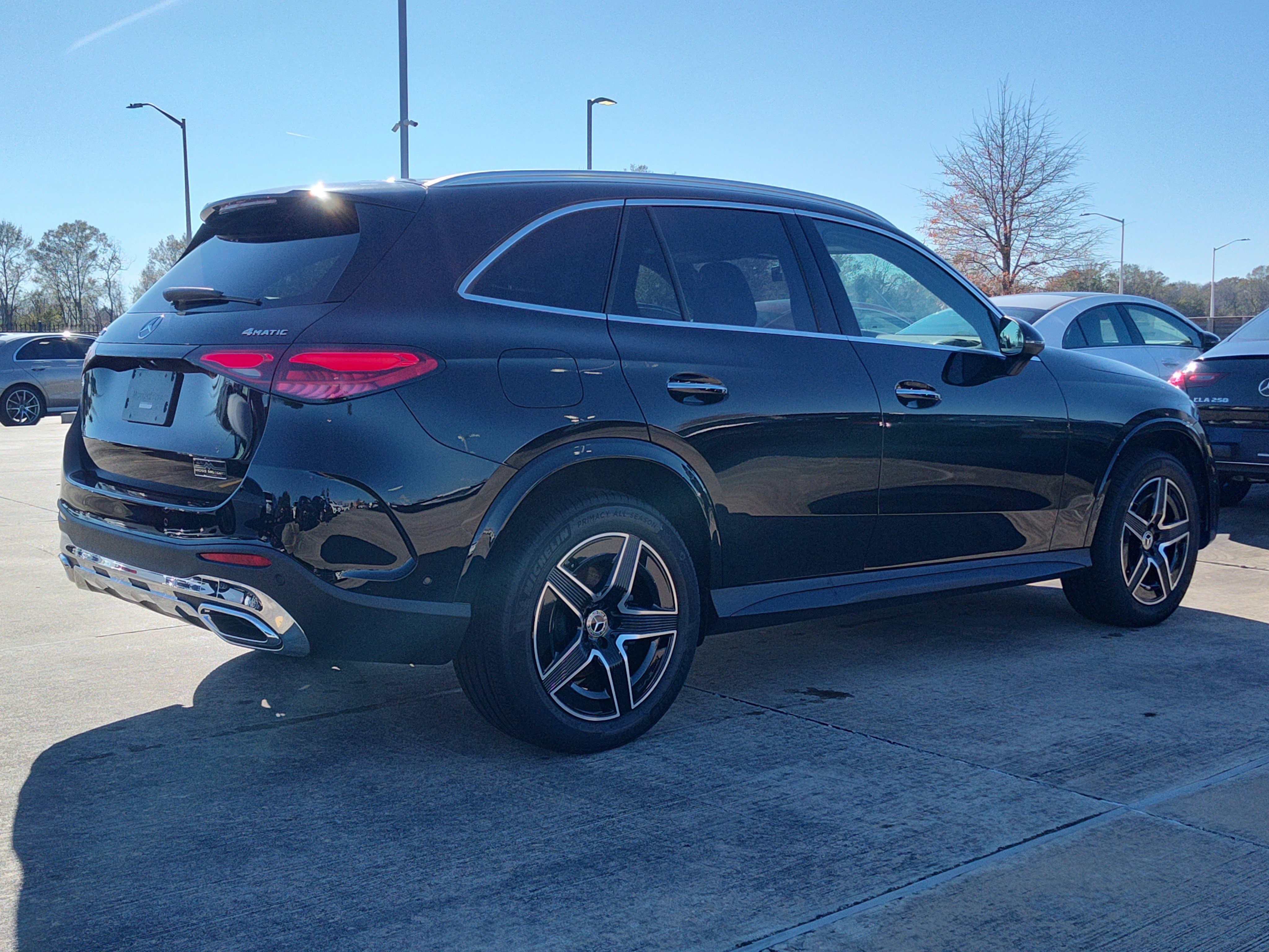 New 2026 Black Mercedes-Benz GLC 300 image 19