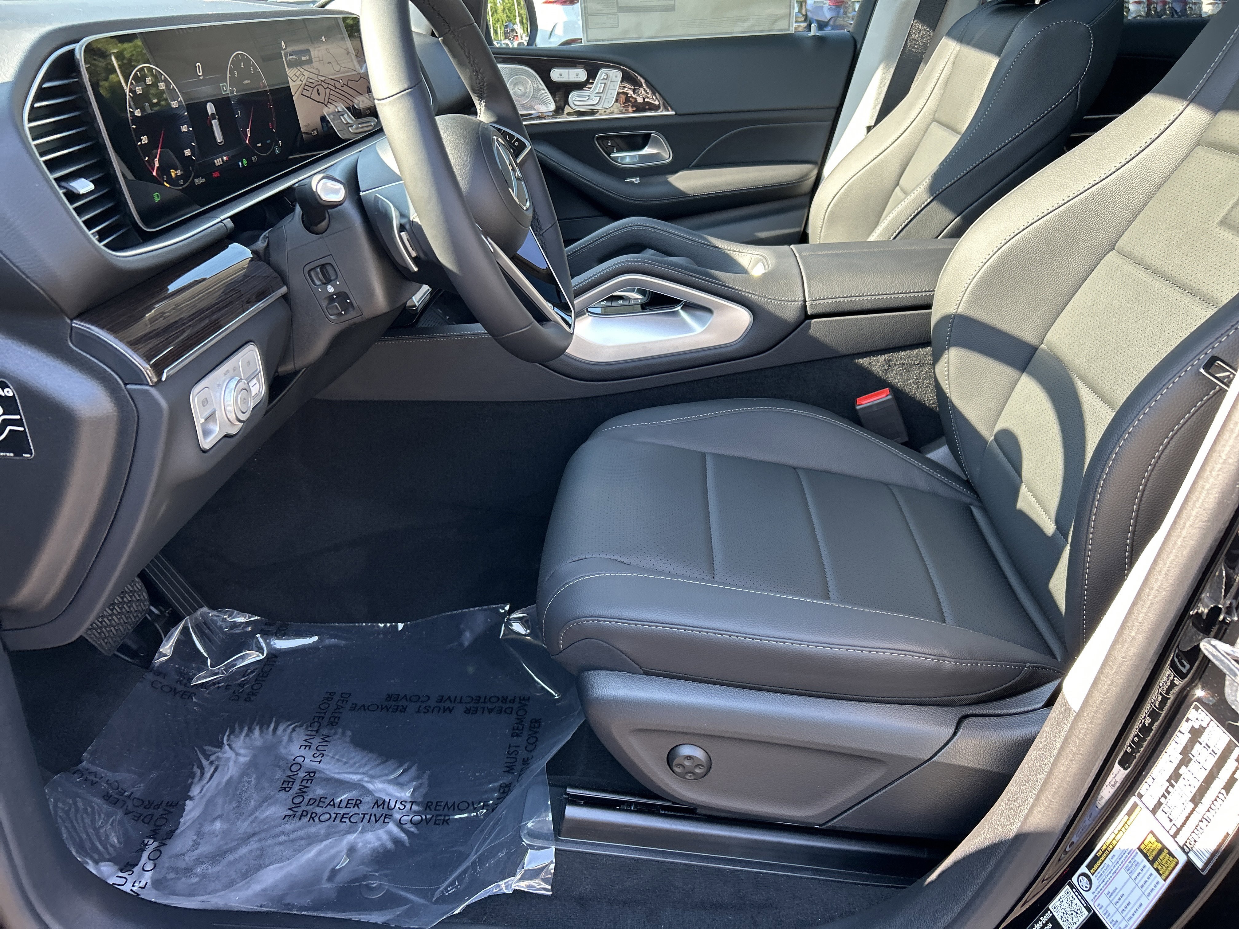 New 2026 Black Mercedes-Benz GLE 450 4MATIC® SUV image 18